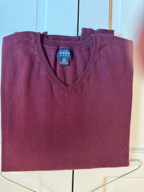 EUC Harbor Bay Men’s VNeck Sweater Deep Wine Long Sleeve 100% Cotton Dry Cleaned